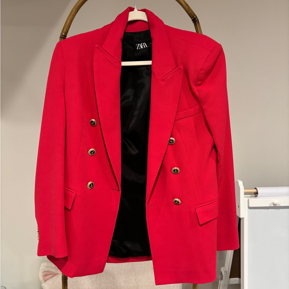 Hot pink Zara blazer